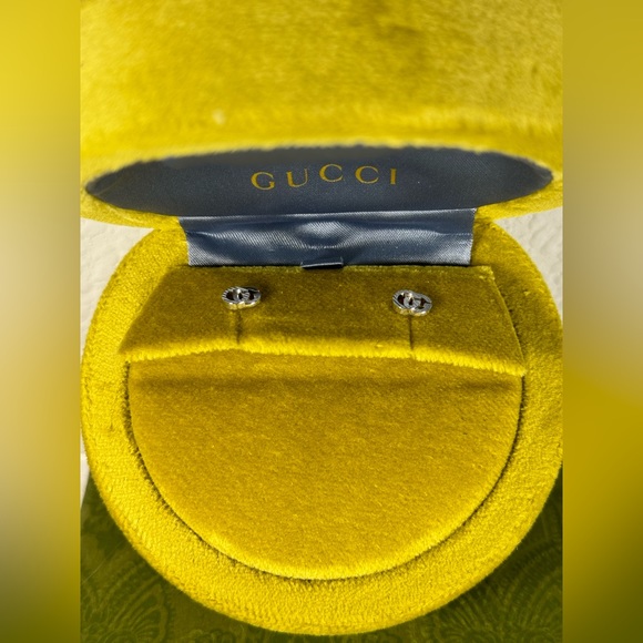 RUNNING G STUDS EARR 7MM
WGD - Picture 2 of 4